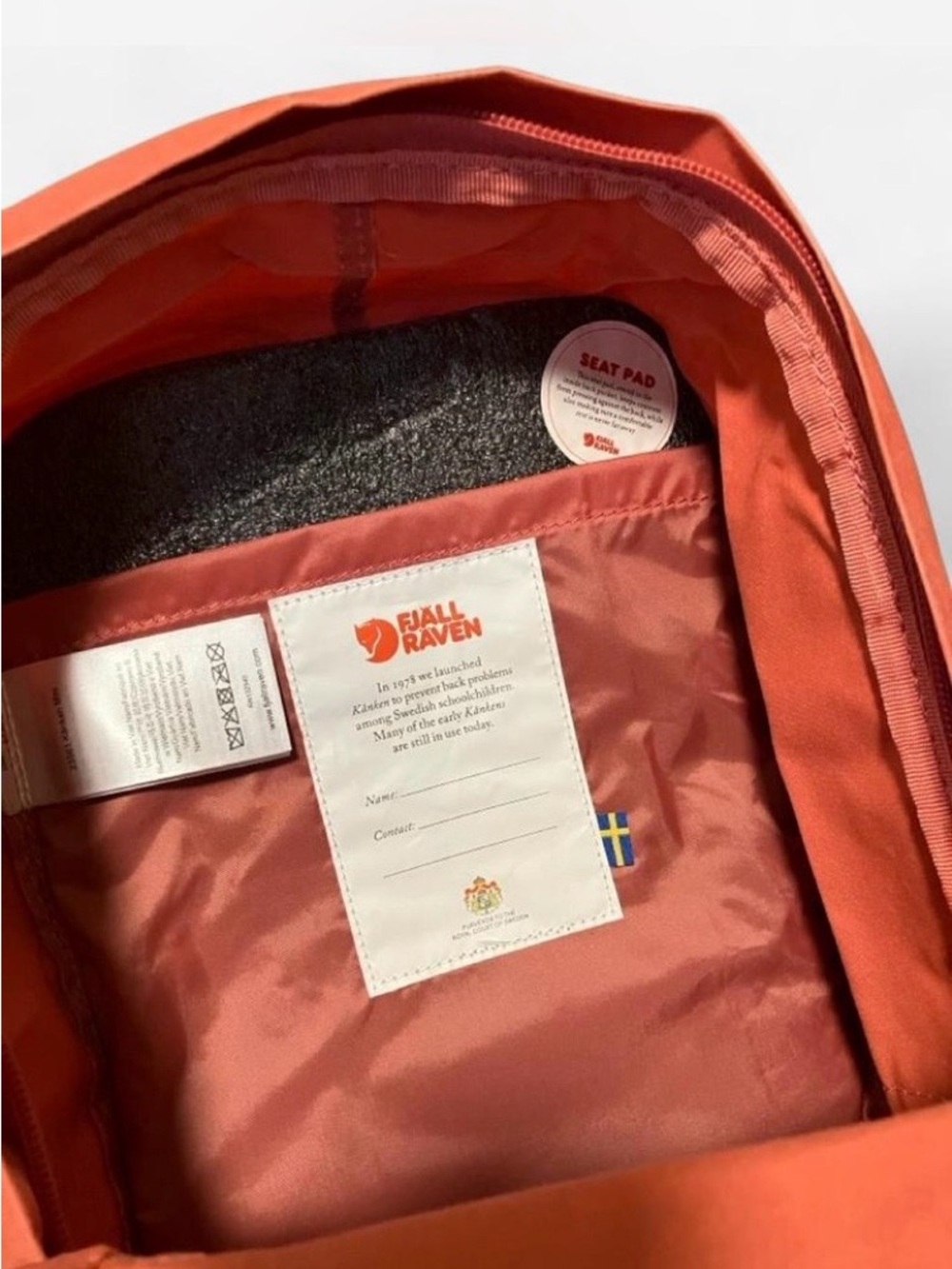 Fjallraven Kånken Mini Backpack Coral with Seat Pad - Picture 6 of 8